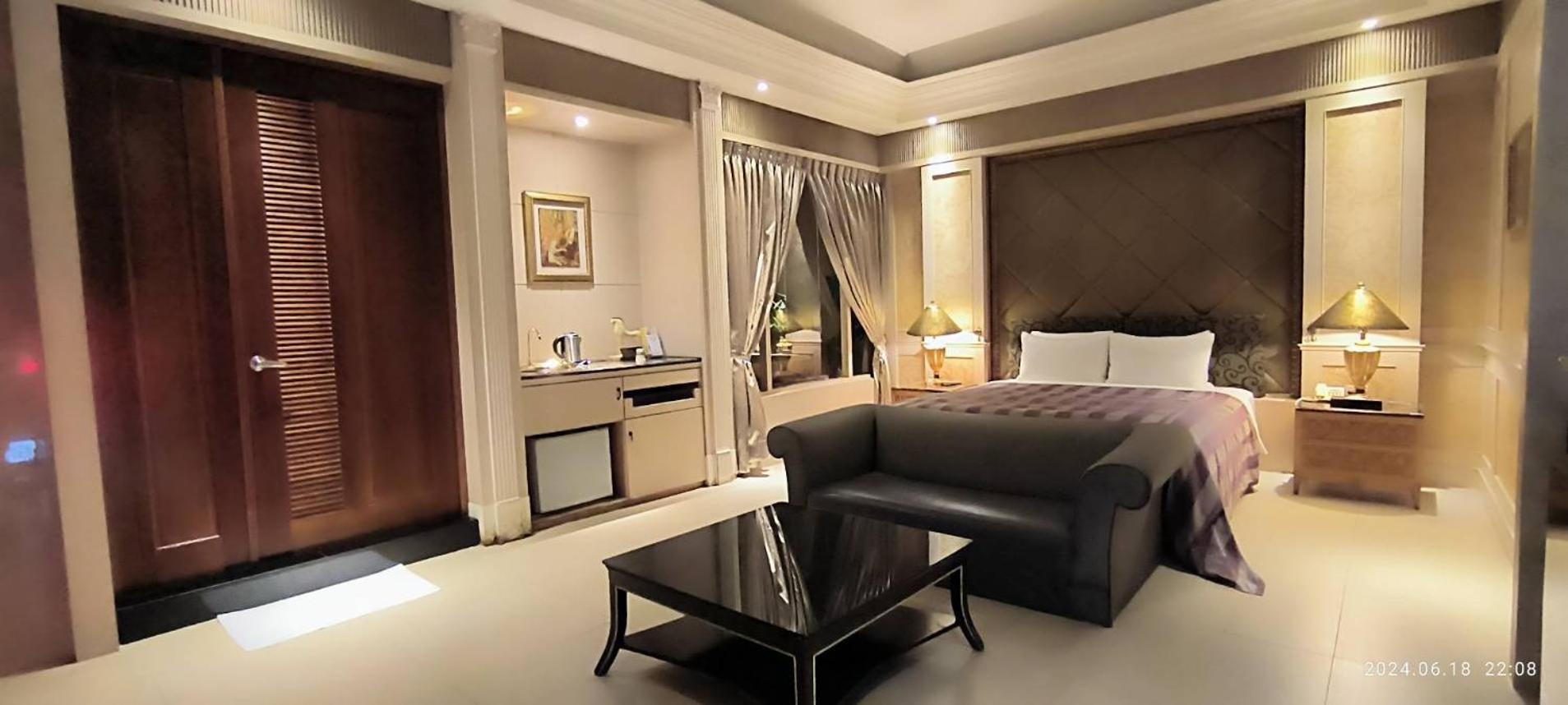 צ'יאיי סיטי Shantis Motel מראה חיצוני תמונה